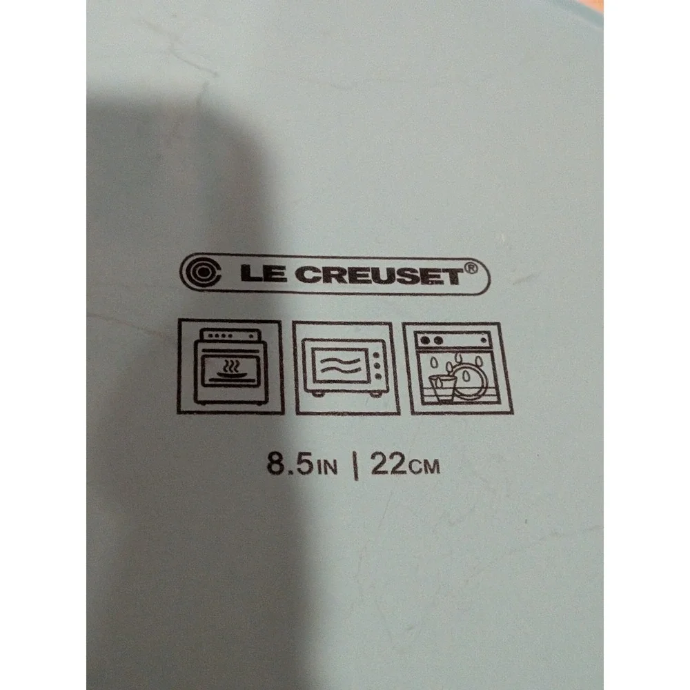 Le Creuset Stoneware 8.5